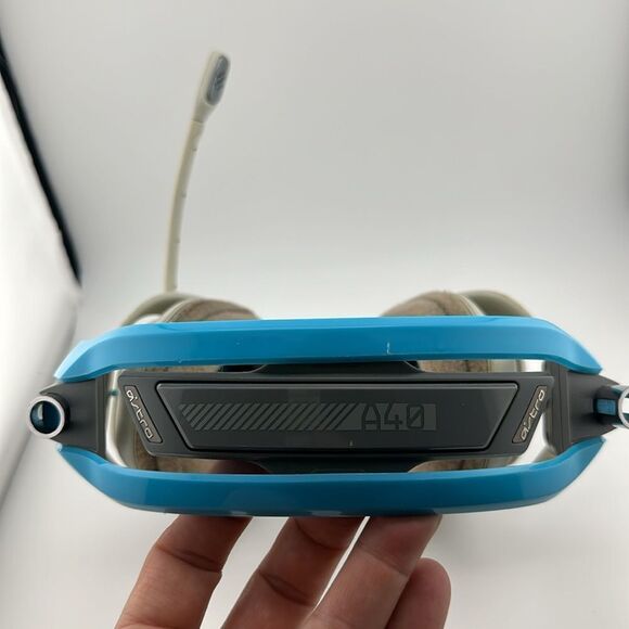 USED ASTRO Gaming A40 Gaming HEADSET ONLY (Gen 2) for Xbox One - BLUE LIGHT GRAY - Picture 2 of 4